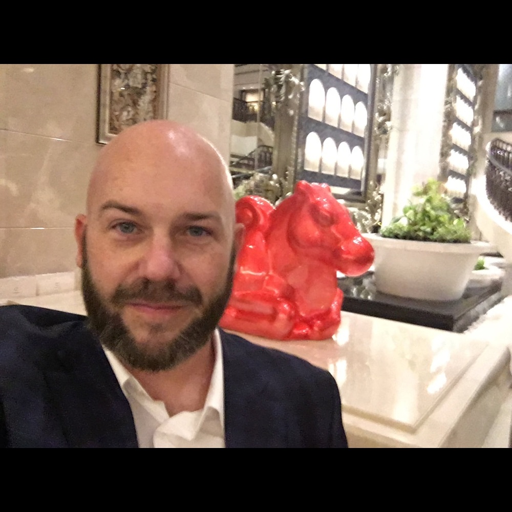 Meet your Posher, Brady